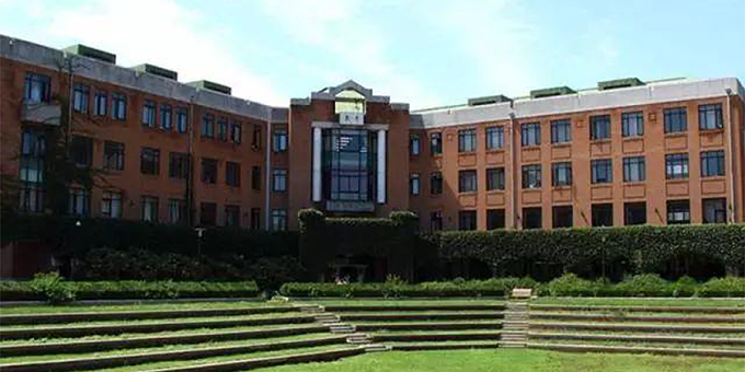 Three-axis stirring pile: Physics Building of Tsinghua University