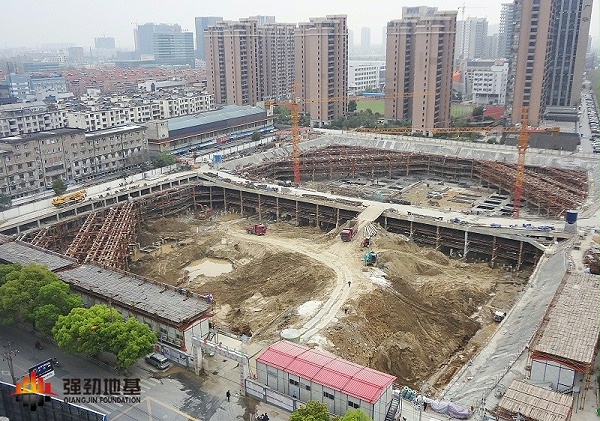 Jiaxing Yaohan accompanies Foundation pit