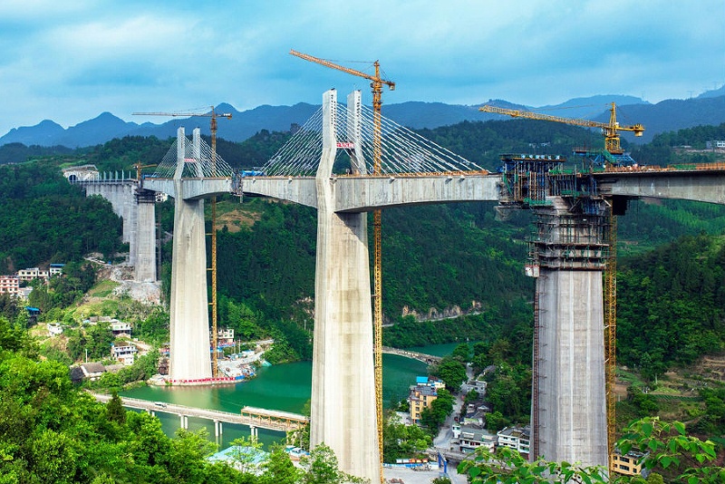 Apeng River Bridge in Chongqing