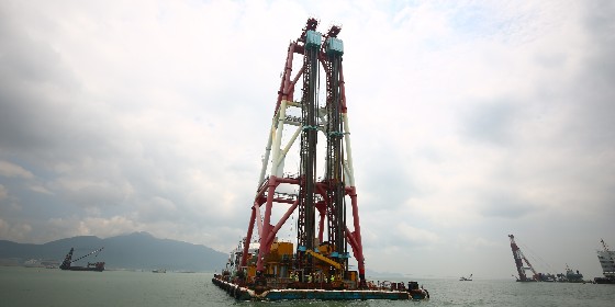 Deep cement mixer - Shanghai Strong Foundation Offshore DCM vessel