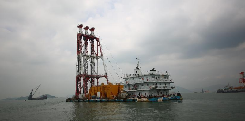 Strong seaDCM(mixing pile) construction ship