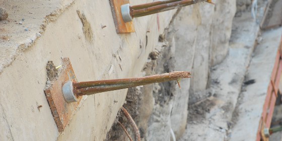 Construction technology of rock and soil bolt foundation